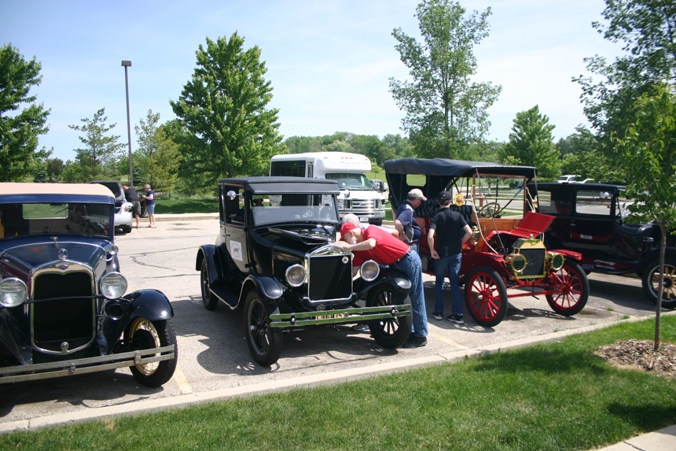 FallsRetirementCarShow2017