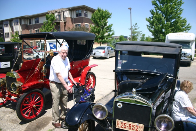 FallsRetirementCarShow2017
